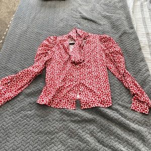 Fashion nova long sleeve heart top!